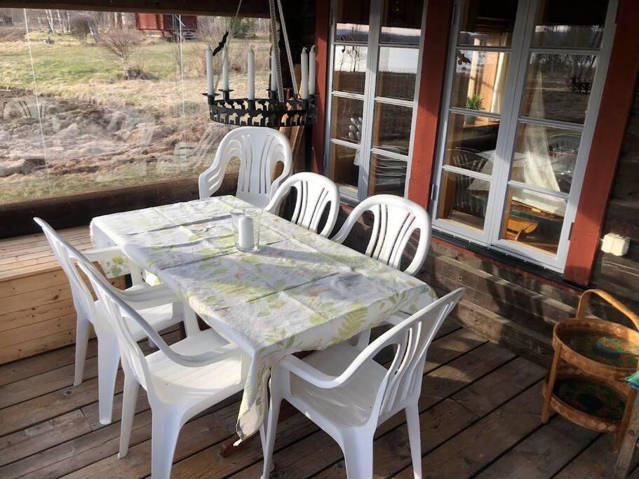 Lake Lodge Roennaes Leksand Bagian luar foto