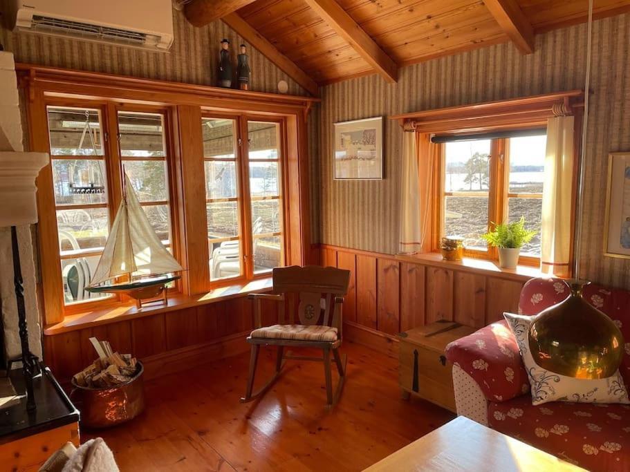 Lake Lodge Roennaes Leksand Bagian luar foto