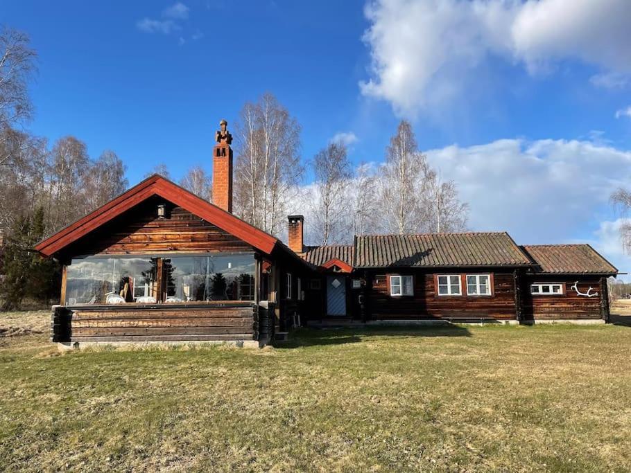 Lake Lodge Roennaes Leksand Bagian luar foto