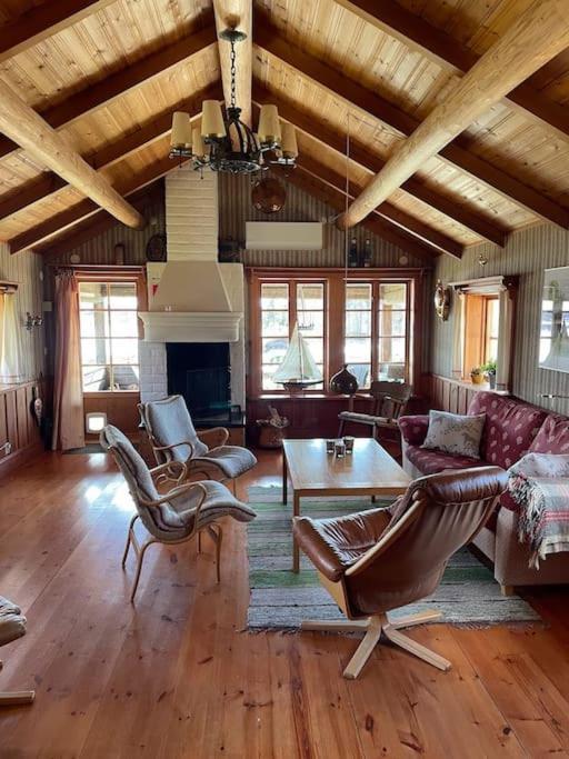Lake Lodge Roennaes Leksand Bagian luar foto